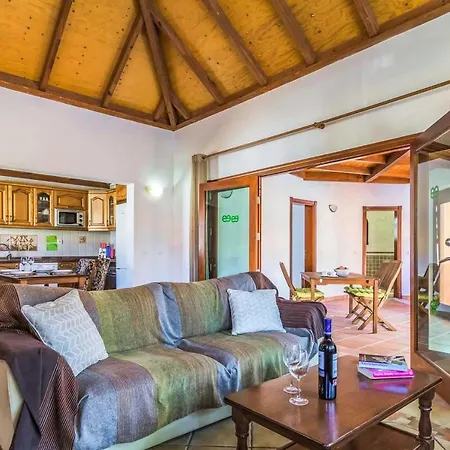 Villa Elena Mar
